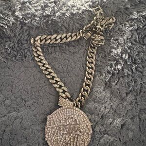 Elegant Silver Chain Necklace